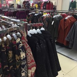 火狐貍服飾批發城